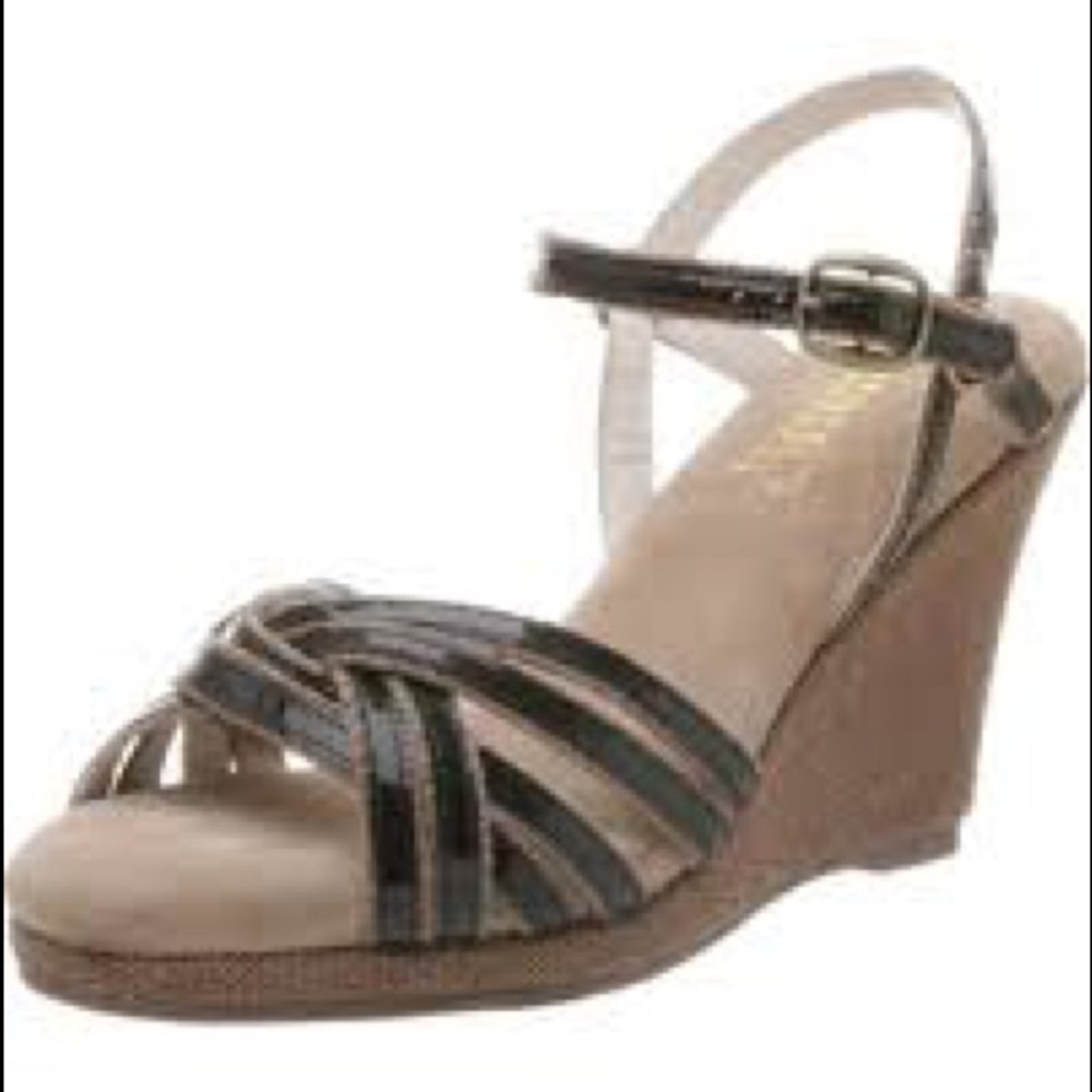 Natural Comfort women’s Twyst platform wedges